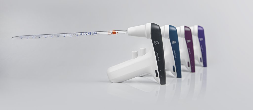 烟灰黑,浆果红,石油蓝,水晶紫:四款多彩的accu-jet® S 全新上市。