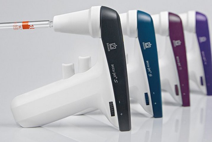 accu-jet S pipetting aid